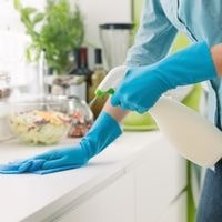 how to avoid grease in your kitchen
