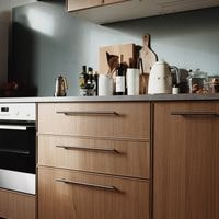 things to look for while buying kitchen cabinets