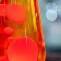 guide on how long can you keep a lava lamp on