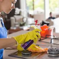 how to clean glass top stove